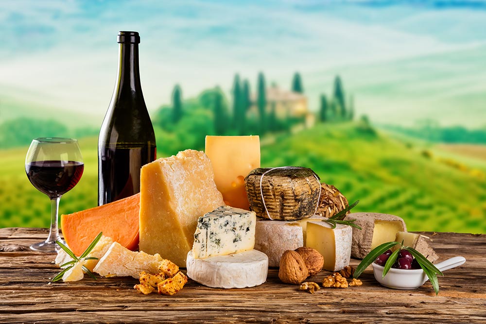 toskana in izbrani siri ter vino