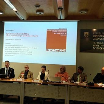 NUK in okrogla miza na konferenci